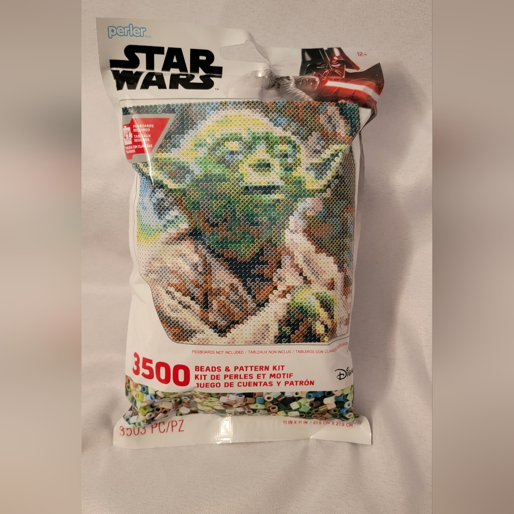 NWOT Star Wars 3500 Piece Beads and Pattern Kit Age 12+